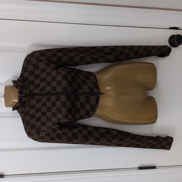 🆕️ H&M Crop Brown check long sleeve zip up Sz M NWT - Picture 4 of 10